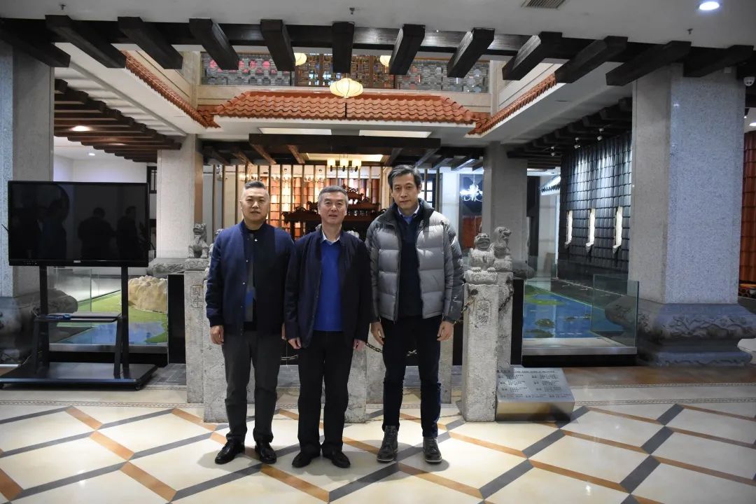 企业快讯 | 中国建筑卫生陶瓷协会会长缪斌一行莅临威客电竞瓦业参观交流